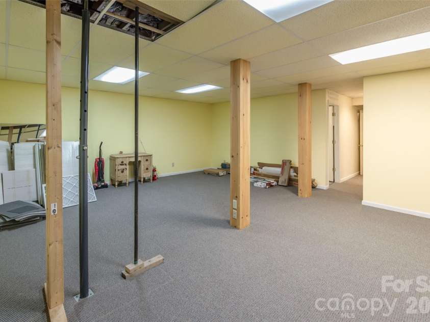 1735 Saddlewood Drive, Fort Mill, SC 29715.  MLS# CAR4388862, YatesRealty ID 31969. 
