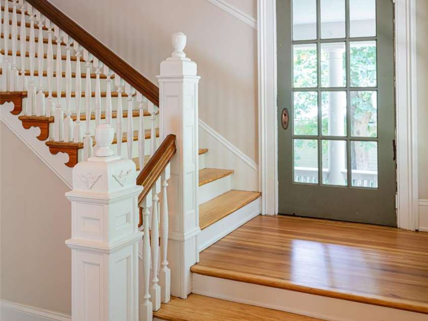 63 Cumberland Avenue, Asheville, NC 28801.  MLS# CAR4291025, YatesRealty ID 31969. 