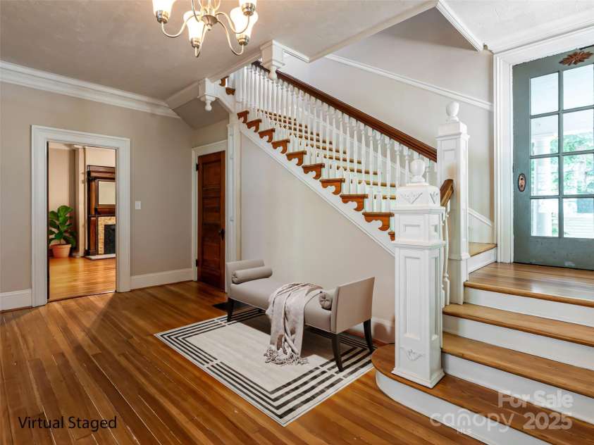 63 Cumberland Avenue, Asheville, NC 28801.  MLS# CAR4291025, YatesRealty ID 31969. 