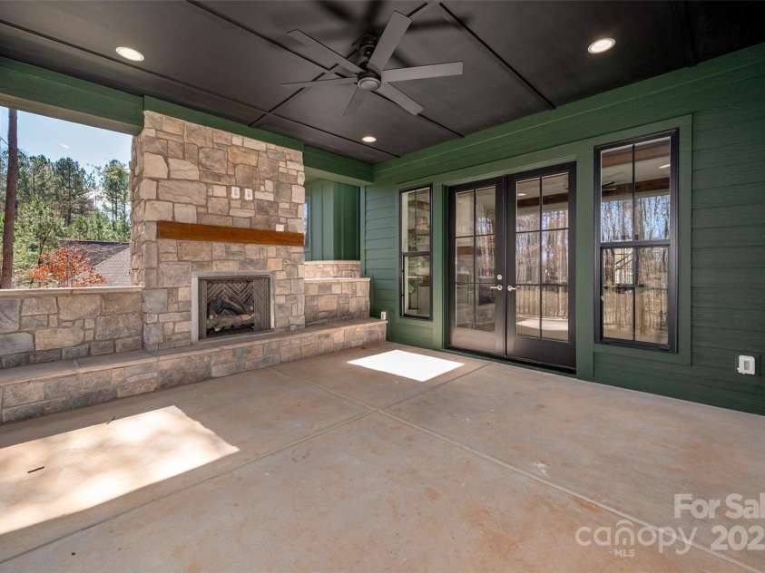 157 Silver Falls Drive, Troutman, NC 28166.  MLS# CAR4234485, YatesRealty ID 3197. 
