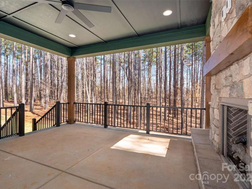 157 Silver Falls Drive, Troutman, NC 28166.  MLS# CAR4234485, YatesRealty ID 3197. 