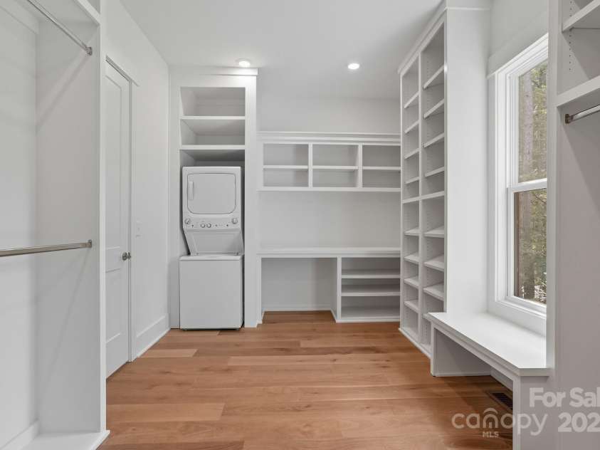 157 Silver Falls Drive, Troutman, NC 28166.  MLS# CAR4280404, YatesRealty ID 3197. 