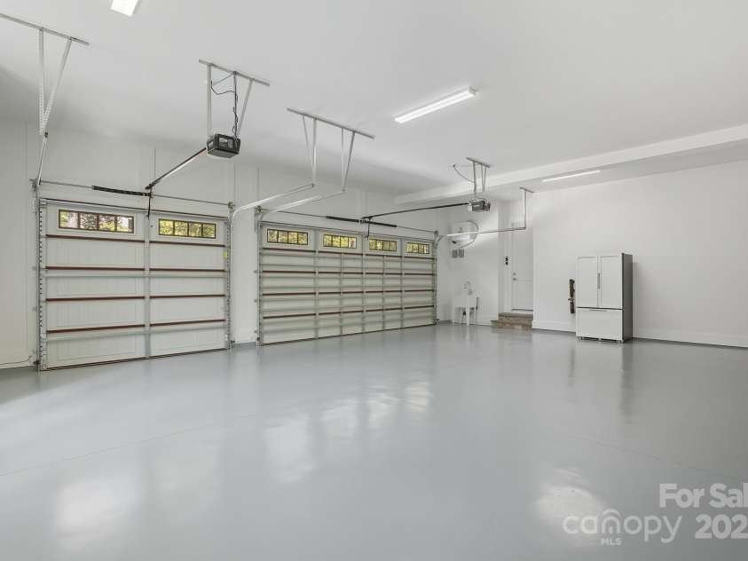 157 Silver Falls Drive, Troutman, NC 28166.  MLS# CAR4280404, YatesRealty ID 3197. 