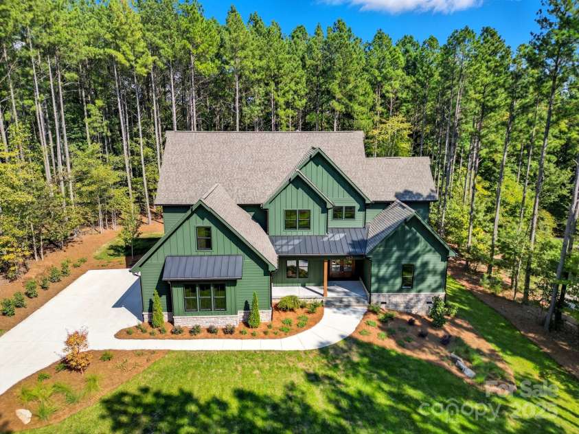 157 Silver Falls Drive, Troutman, NC 28166.  MLS# CAR4280404, YatesRealty ID 3197. 