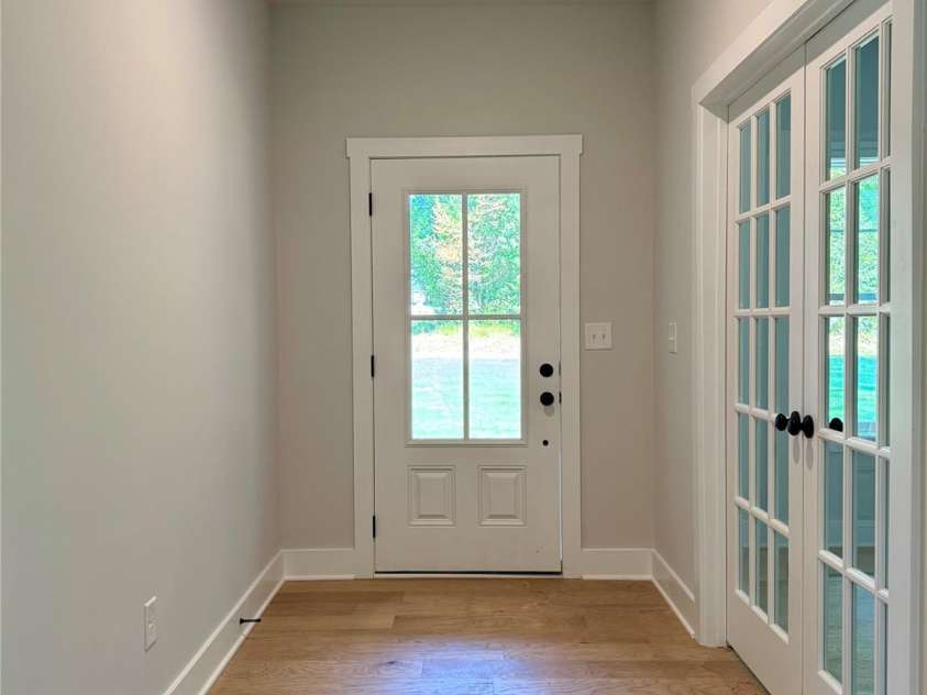 617 Autumnlight Drive, Salisbury, NC 28147.  MLS# CAR4278782, YatesRealty ID 31970. 