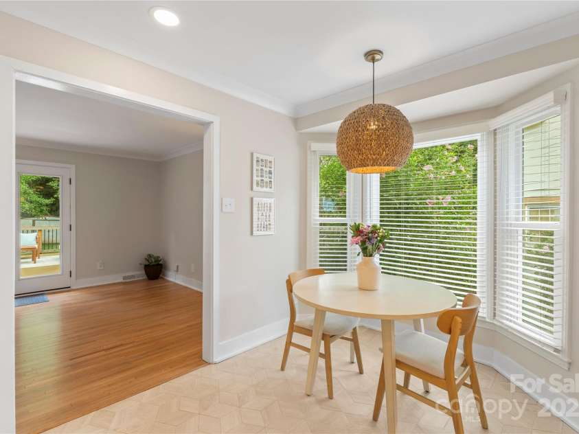 4201 Tyndale Avenue, Charlotte, NC 28210.  MLS# CAR4278812, YatesRealty ID 31972. 
