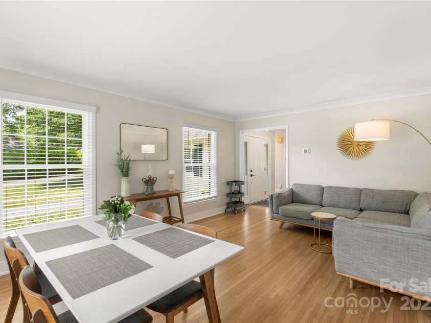 4201 Tyndale Avenue, Charlotte, NC 28210.  MLS# CAR4278812, YatesRealty ID 31972. 