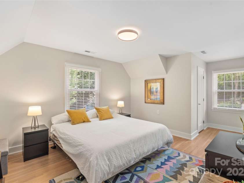 4201 Tyndale Avenue, Charlotte, NC 28210.  MLS# CAR4278812, YatesRealty ID 31972. 