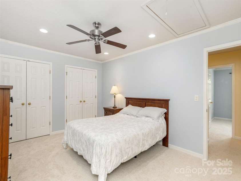 24 Lanceford Circle, Fletcher, NC 28732.  MLS# CAR4291352, YatesRealty ID 31973. 