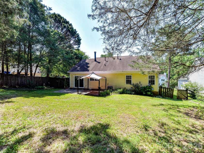 13421 Baker Mills Road, Pineville, NC 28134.  MLS# CAR4394375, YatesRealty ID 31976. 