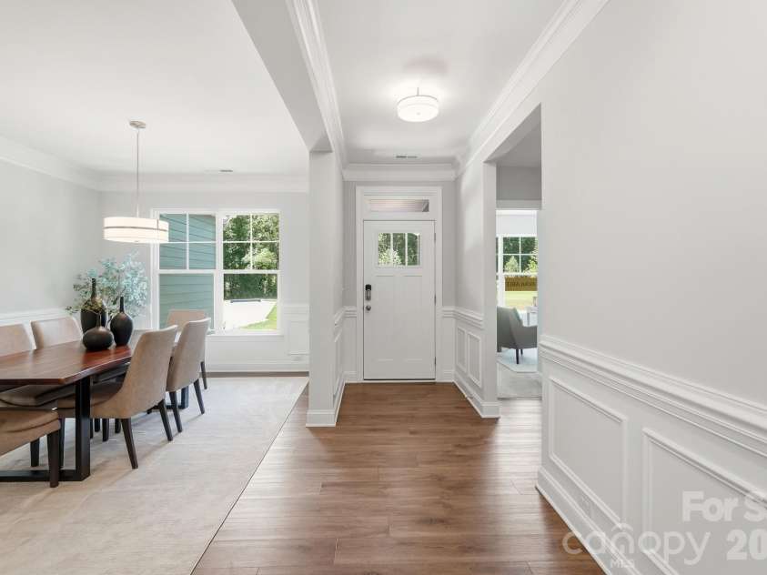 10806 Coble Road, Charlotte, NC 28227.  MLS# CAR4359421, YatesRealty ID 31977. Entryway