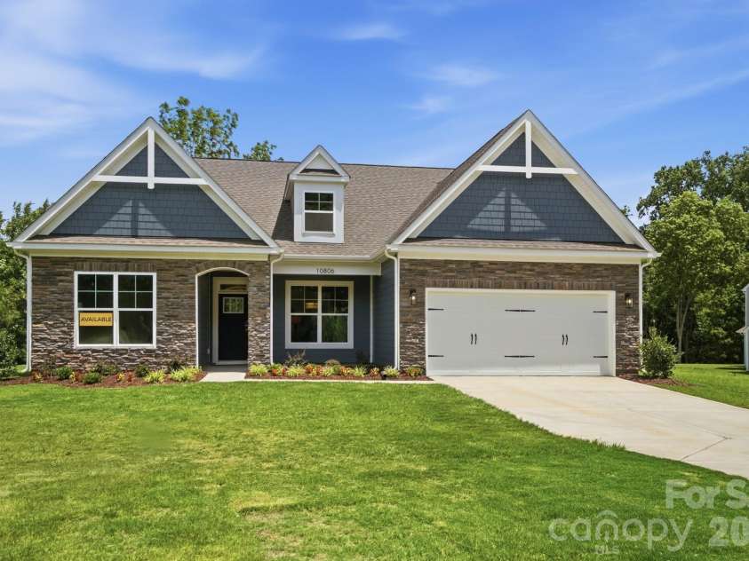 10806 Coble Road, Charlotte, NC 28227.  MLS# CAR4359421, YatesRealty ID 31977. Homesite 57 features a Caldwell F floorplan