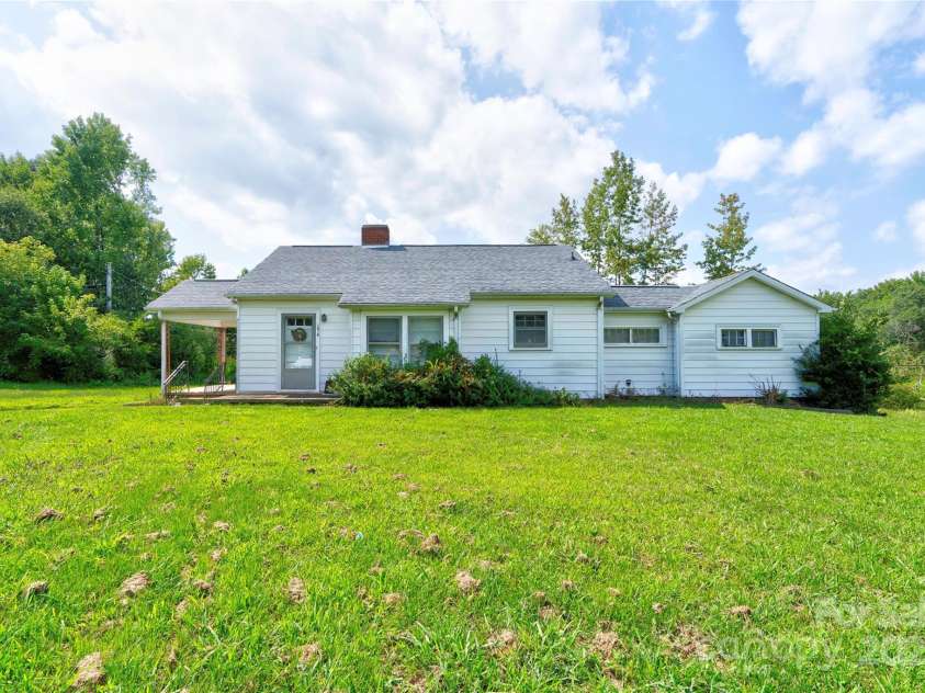 1414 Post Road, Shelby, NC 28152.  MLS# CAR4231976, YatesRealty ID 31978. 