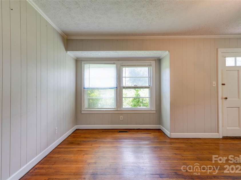 1414 Post Road, Shelby, NC 28152.  MLS# CAR4231976, YatesRealty ID 31978. 