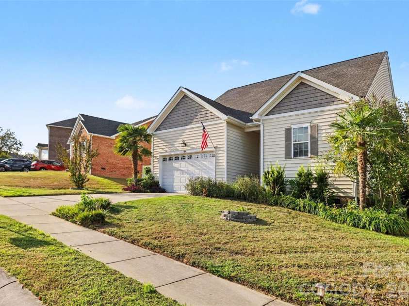 5184 Norway Lane, Rock Hill, SC 29732.  MLS# CAR4427448, YatesRealty ID 31978. 