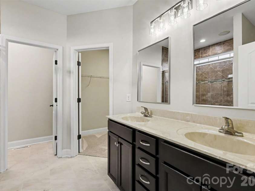 5184 Norway Lane, Rock Hill, SC 29732.  MLS# CAR4427448, YatesRealty ID 31978. 