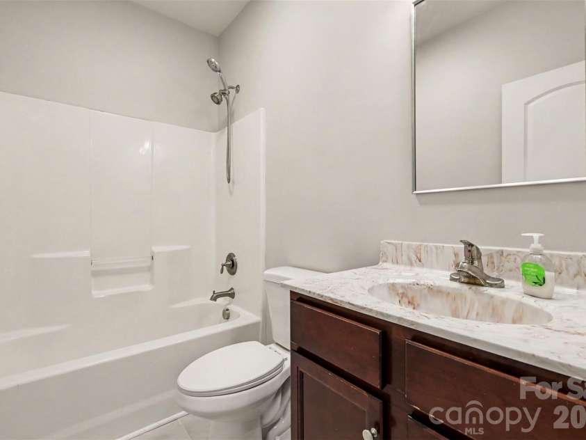 5184 Norway Lane, Rock Hill, SC 29732.  MLS# CAR4427448, YatesRealty ID 31978. 