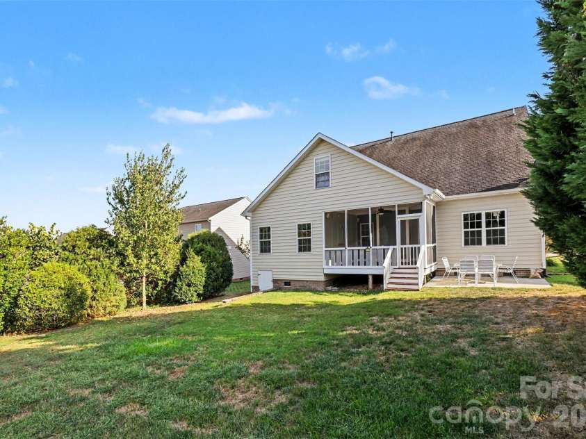 5184 Norway Lane, Rock Hill, SC 29732.  MLS# CAR4427448, YatesRealty ID 31978. 