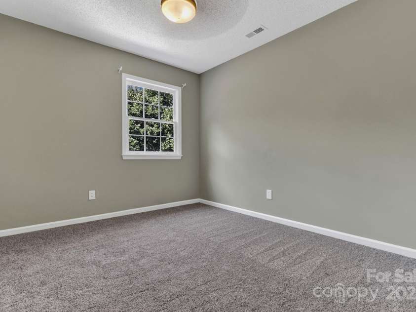 18 Southchase Drive, Fletcher, NC 28732.  MLS# CAR4284653, YatesRealty ID 31979. 