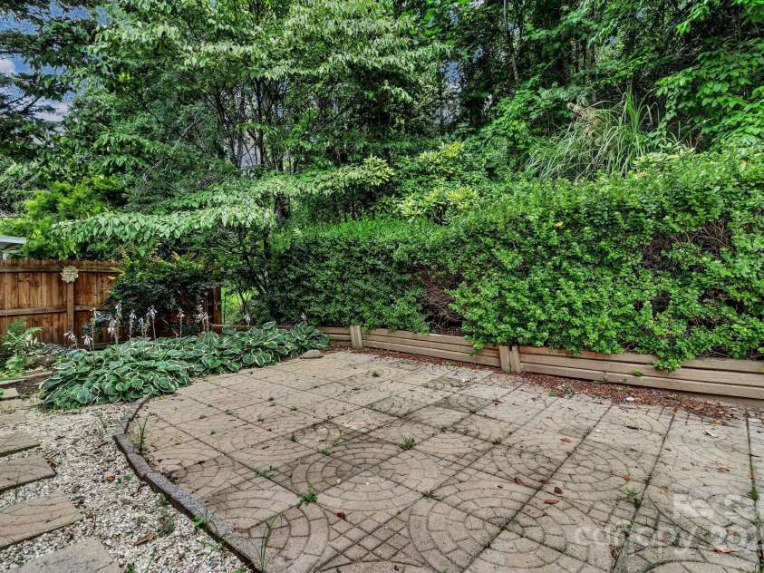 18 Southchase Drive, Fletcher, NC 28732.  MLS# CAR4284653, YatesRealty ID 31979. 