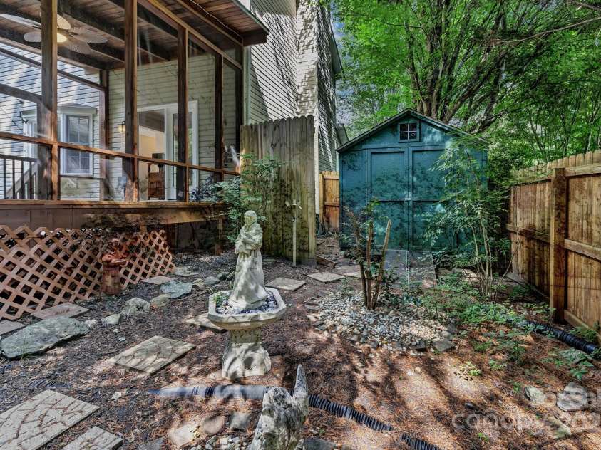 18 Southchase Drive, Fletcher, NC 28732.  MLS# CAR4284653, YatesRealty ID 31979. 