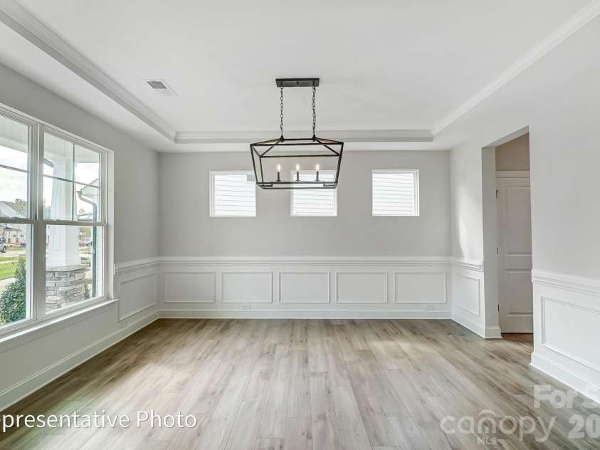 8011 James Query Road, Charlotte, NC 28227.  MLS# CAR4395378, YatesRealty ID 31979. Dining Room