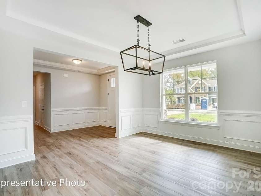 8011 James Query Road, Charlotte, NC 28227.  MLS# CAR4395378, YatesRealty ID 31979. Dining Room