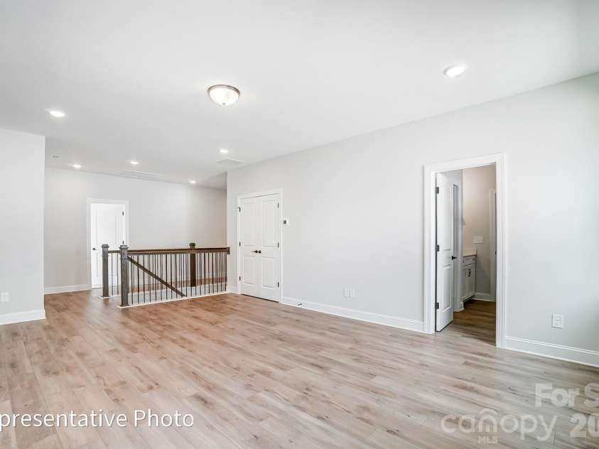 8011 James Query Road, Charlotte, NC 28227.  MLS# CAR4395378, YatesRealty ID 31979. Loft