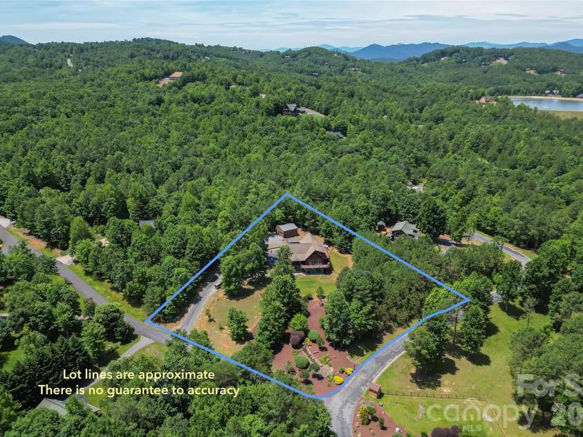 16 Saratoga Drive, Nebo, NC 28761.  MLS# CAR4338569, YatesRealty ID 3198. 