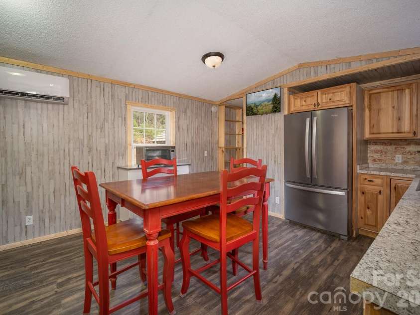 310 Sassafras Gap Lane, Brevard, NC 28712.  MLS# CAR4336681, YatesRealty ID 3198. 