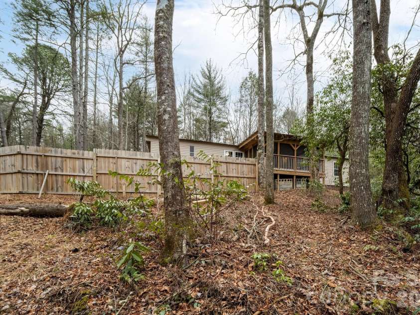 310 Sassafras Gap Lane, Brevard, NC 28712.  MLS# CAR4336681, YatesRealty ID 3198. 