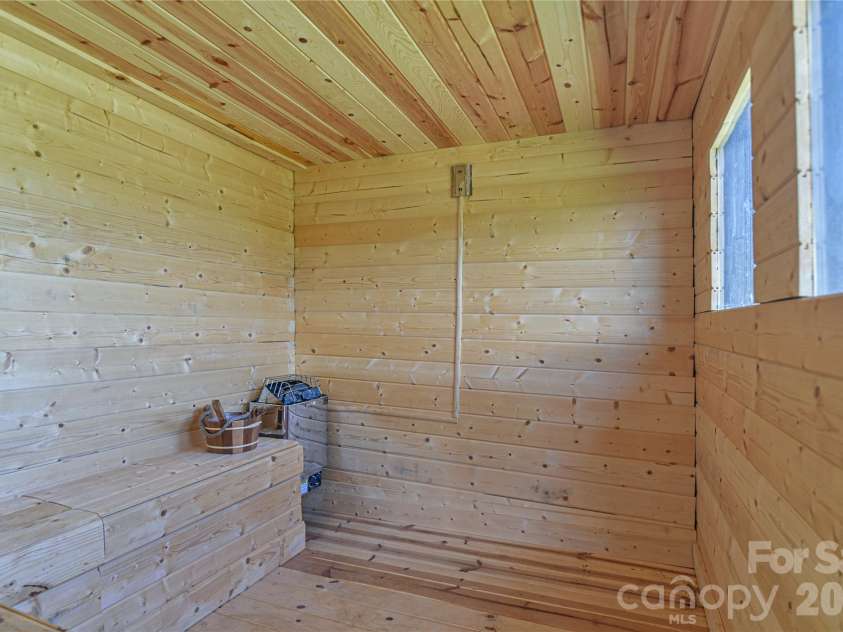93 Old Stewart Road, Weaverville, NC 28787.  MLS# CAR4278171, YatesRealty ID 31980. Sauna 