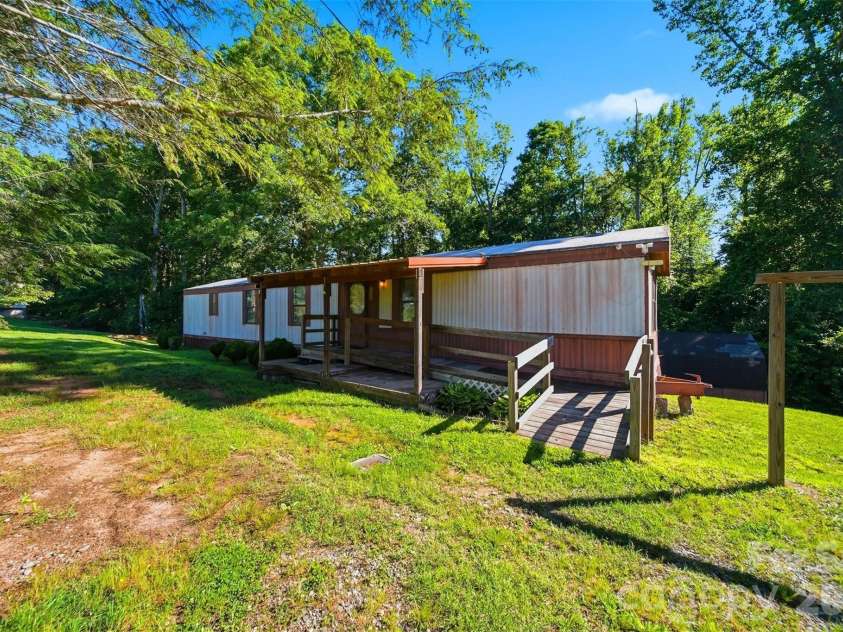 300 Excelsior Drive, Connelly Springs, NC 28612.  MLS# CAR4393679, YatesRealty ID 31982. 