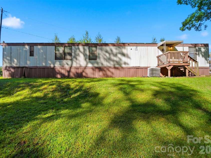 300 Excelsior Drive, Connelly Springs, NC 28612.  MLS# CAR4393679, YatesRealty ID 31982. 