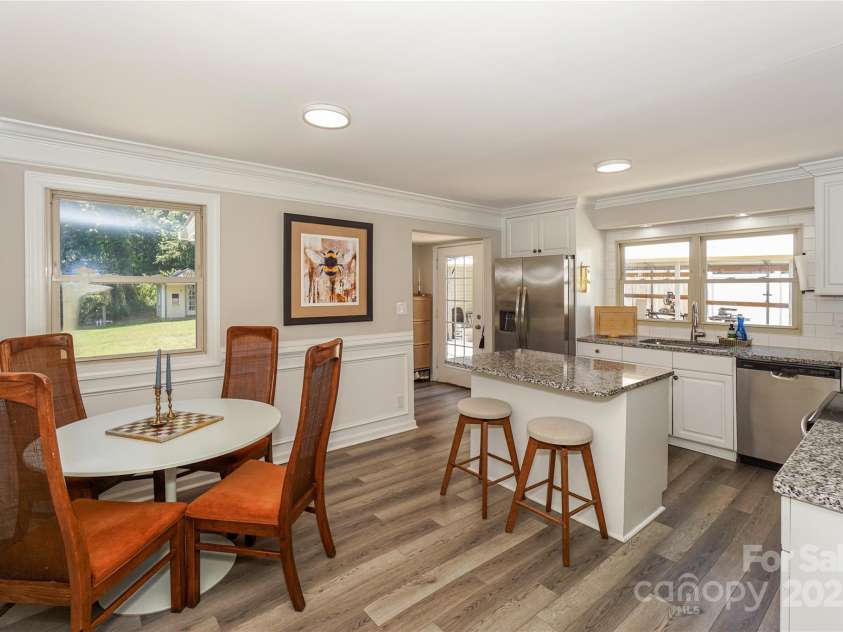 321 Cook Street, Mooresville, NC 28115.  MLS# CAR4282722, YatesRealty ID 31983. 