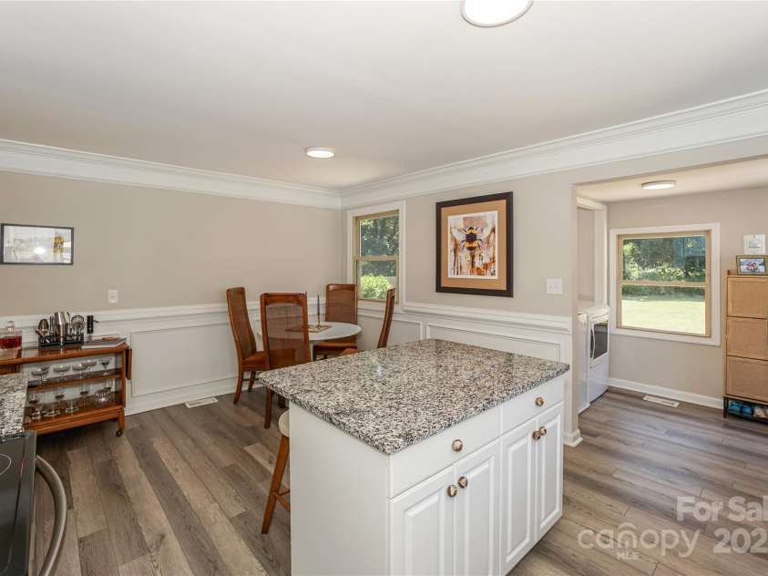 321 Cook Street, Mooresville, NC 28115.  MLS# CAR4282722, YatesRealty ID 31983. 