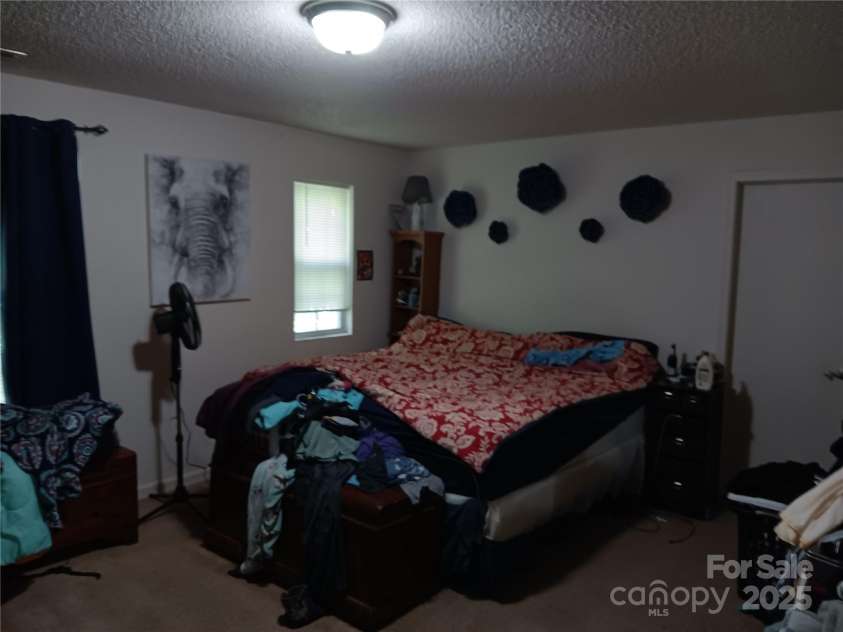 2009 Dunsmore Lane, Waxhaw, NC 28173.  MLS# CAR4288178, YatesRealty ID 31984. 