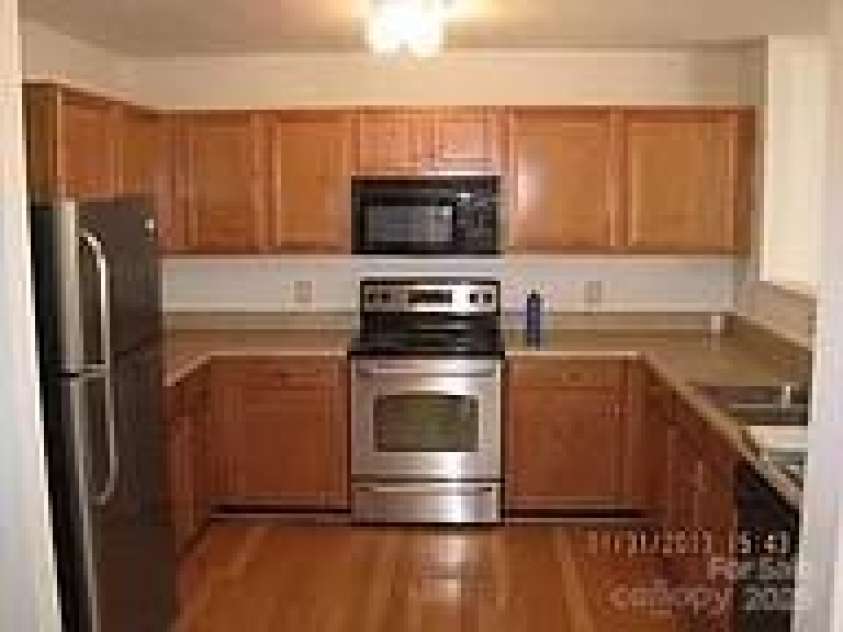 2009 Dunsmore Lane, Waxhaw, NC 28173.  MLS# CAR4288178, YatesRealty ID 31984. 
