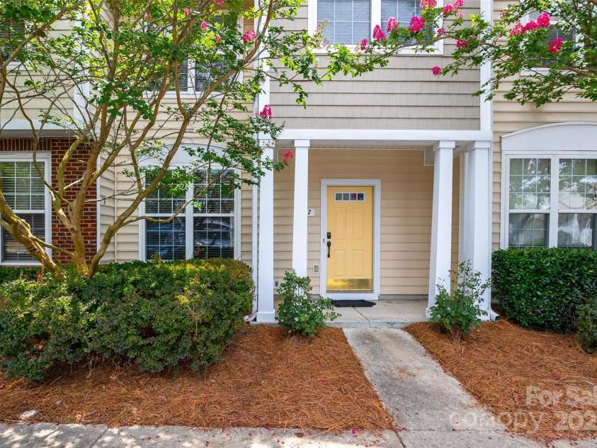 1107 Sienna Sand Way, Fort Mill, SC 29708.  MLS# CAR4285486, YatesRealty ID 31985. 