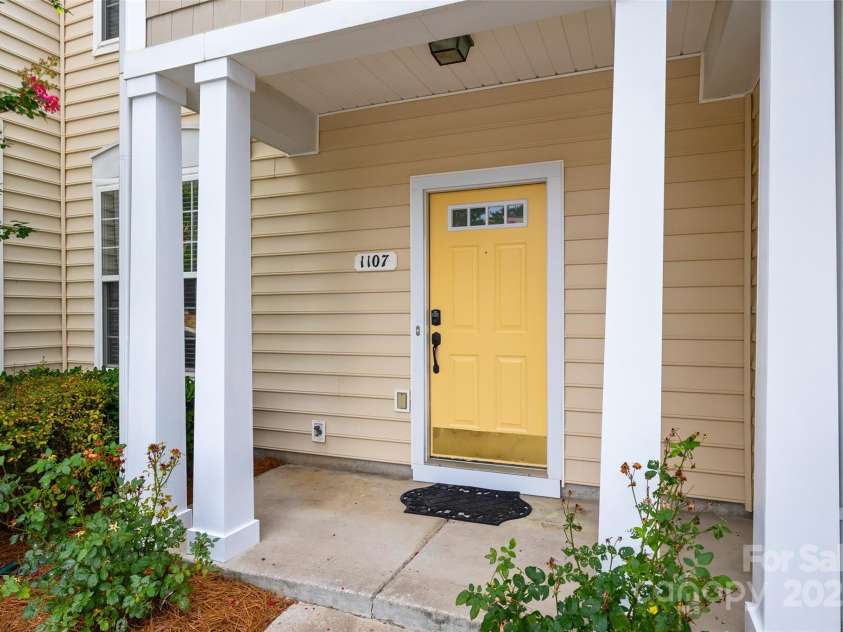 1107 Sienna Sand Way, Fort Mill, SC 29708.  MLS# CAR4285486, YatesRealty ID 31985. 