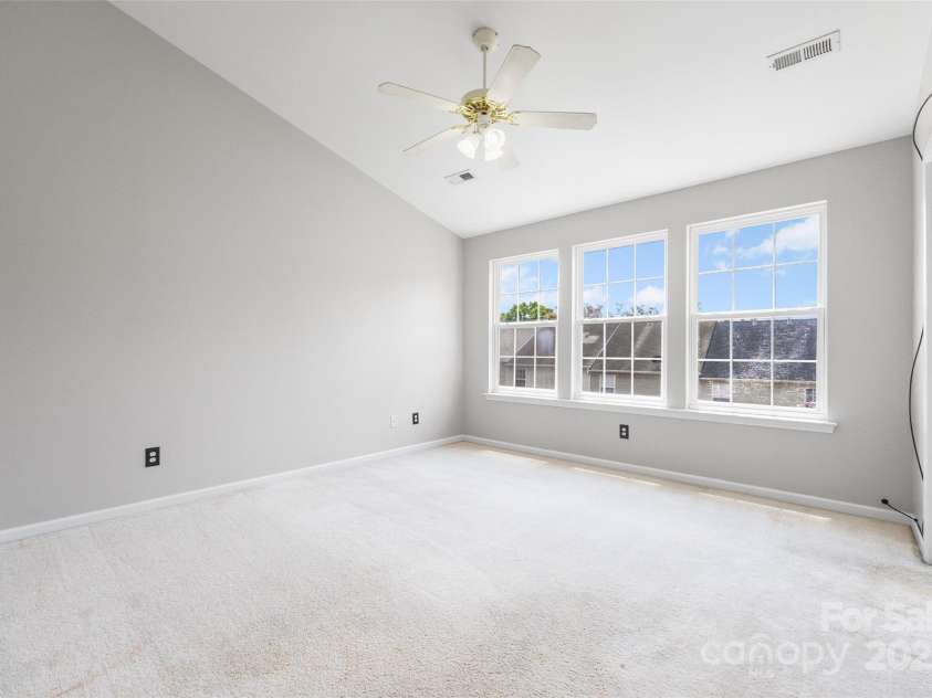 1107 Sienna Sand Way, Fort Mill, SC 29708.  MLS# CAR4285486, YatesRealty ID 31985. Primary Bedroom