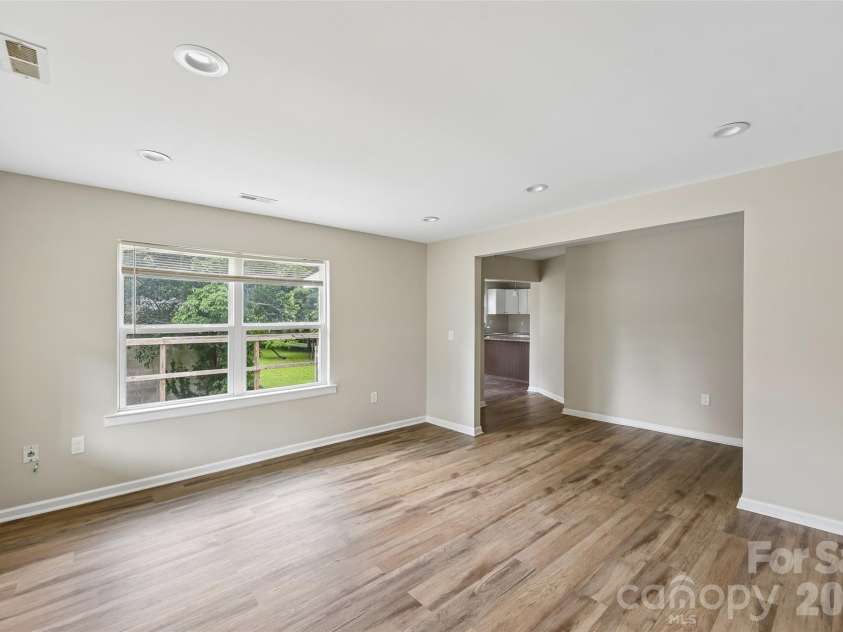 2657 Norman Street, Gastonia, NC 28056.  MLS# CAR4388951, YatesRealty ID 31985. 