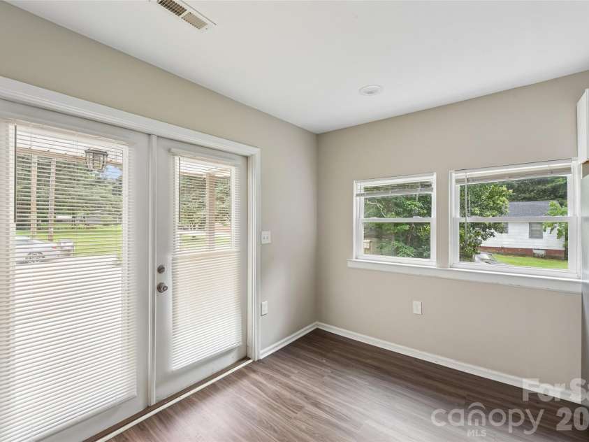 2657 Norman Street, Gastonia, NC 28056.  MLS# CAR4388951, YatesRealty ID 31985. 