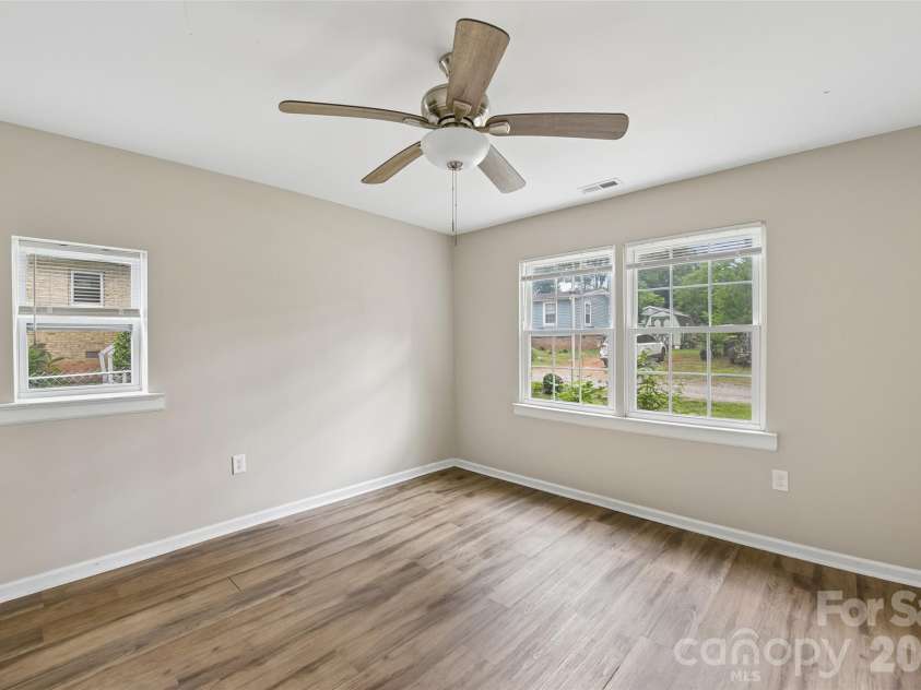 2657 Norman Street, Gastonia, NC 28056.  MLS# CAR4388951, YatesRealty ID 31985. 