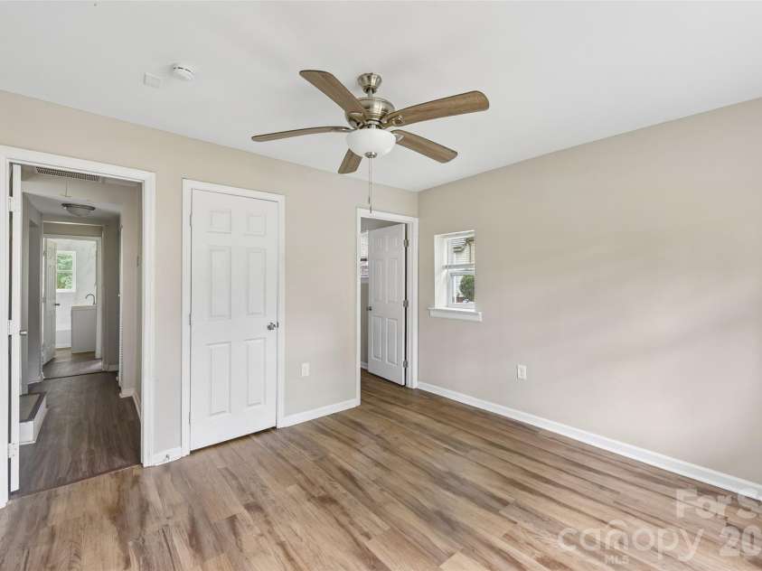 2657 Norman Street, Gastonia, NC 28056.  MLS# CAR4388951, YatesRealty ID 31985. 