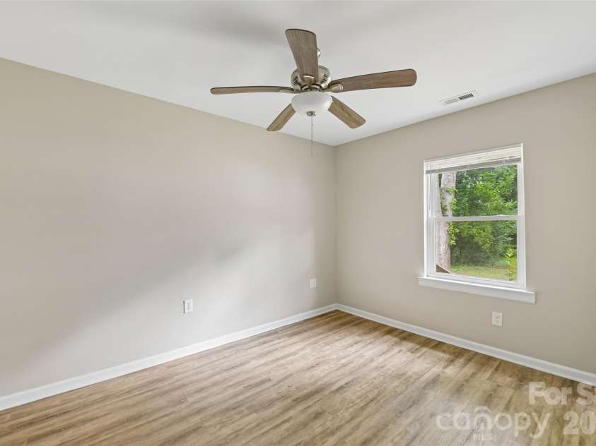 2657 Norman Street, Gastonia, NC 28056.  MLS# CAR4388951, YatesRealty ID 31985. 