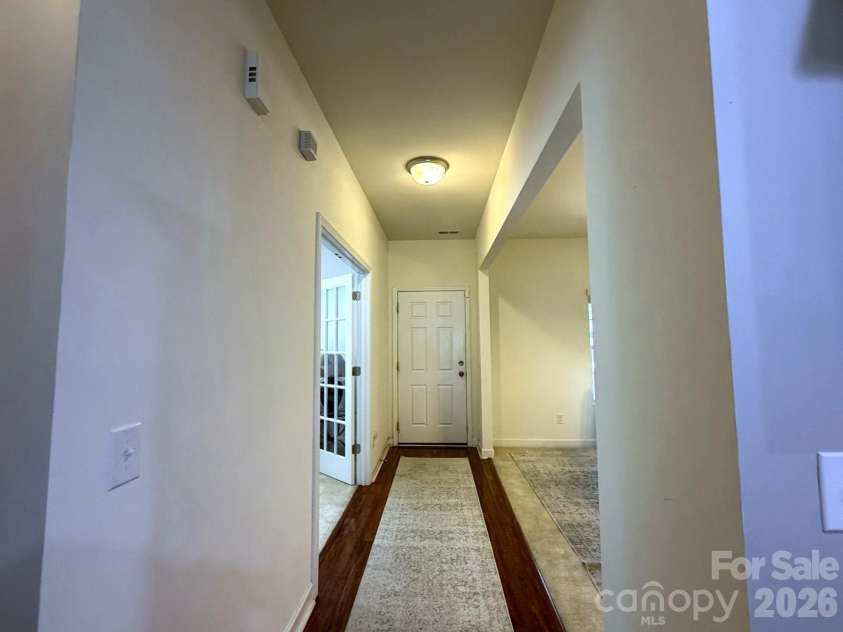1919 Corriente Court, Charlotte, NC 28213.  MLS# CAR4391597, YatesRealty ID 31986. 