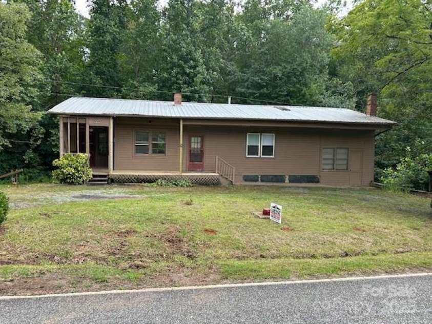 584 Groves Road, Union Mills, NC 28167.  MLS# CAR4289826, YatesRealty ID 31986. 