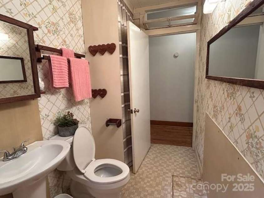 584 Groves Road, Union Mills, NC 28167.  MLS# CAR4289826, YatesRealty ID 31986. 