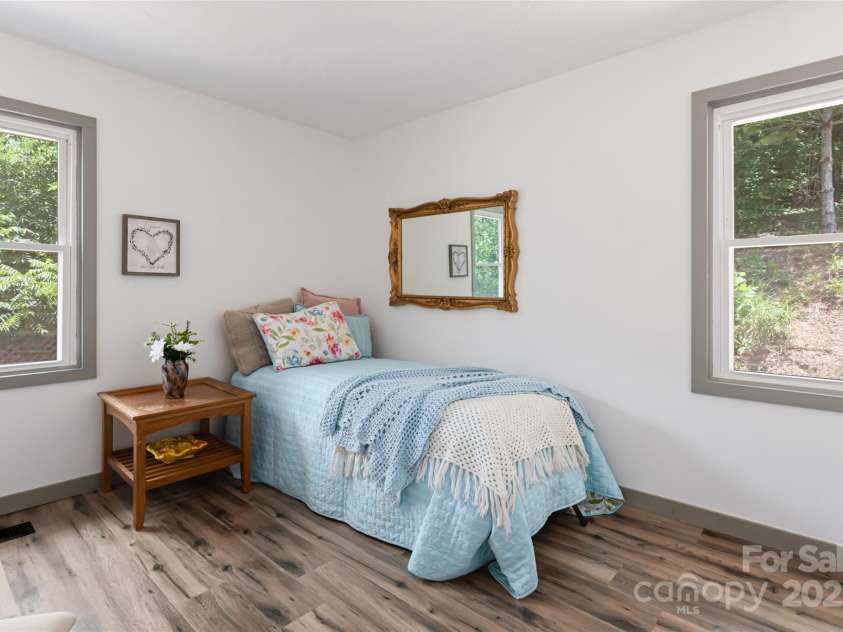 326 New Salem Road, Swannanoa, NC 28778.  MLS# CAR4272032, YatesRealty ID 31987. 